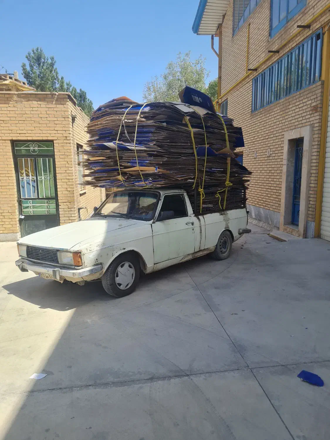 ضایعات آهن کارتن پلاستیک نایلون پت مس آلمینیوم|عمدهفروشی|تهران, خلیج فارس|دیوار