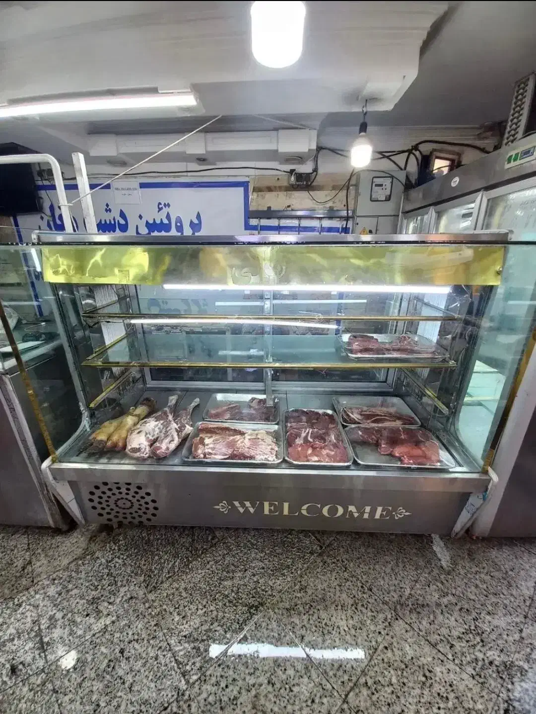 یخچال مکعبی ویترینی ۲ متری طلایی|فروشگاه و مغازه|تهران, شهرک ابوذر|دیوار