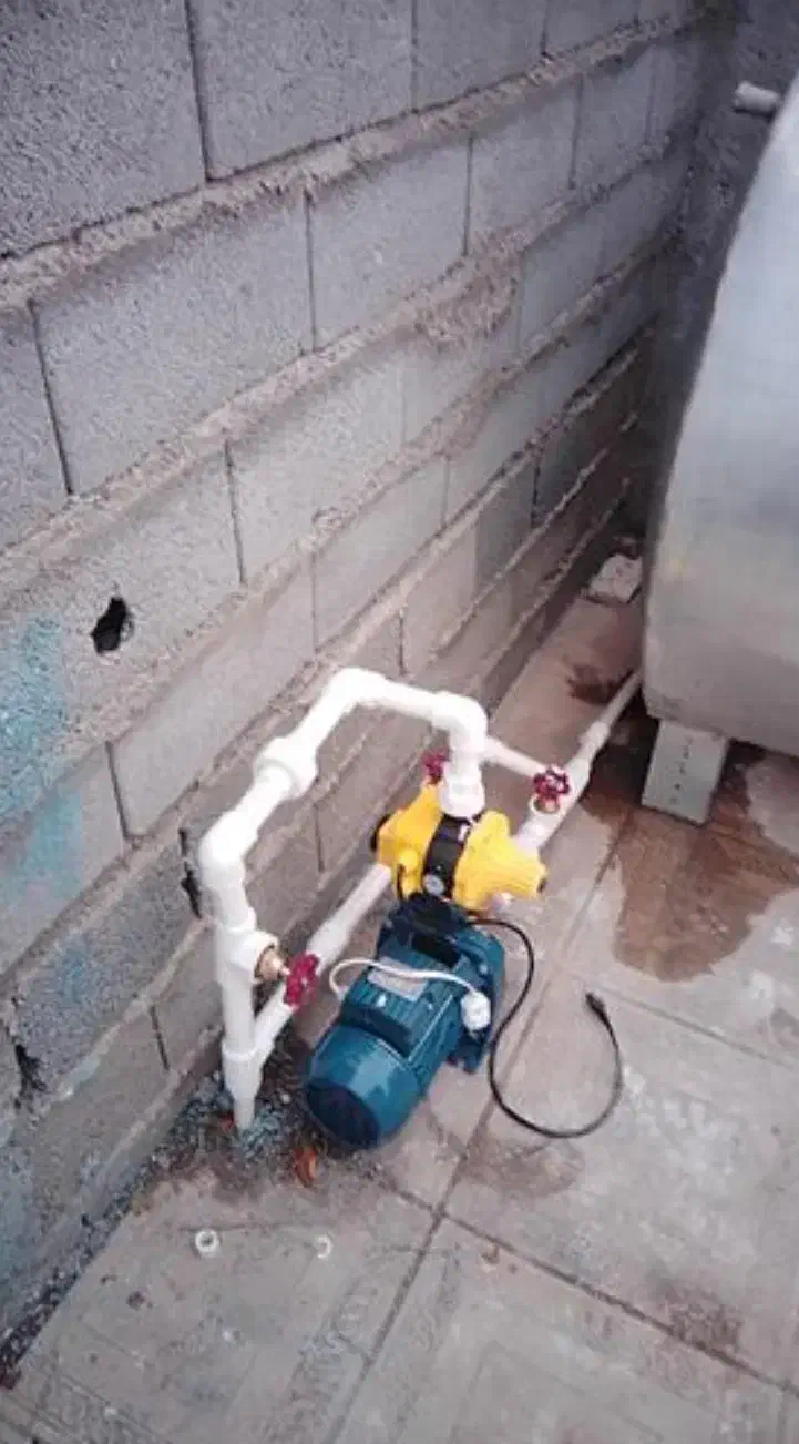 لوله کشی گاز.آب.فاضلاب.تخریب و تعمیرآبگرمکن.|خدمات پیشه و مهارت|شوشتر, |دیوار