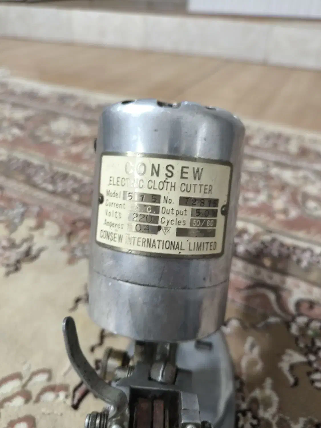 قیچی برقی|لوازم خیاطی و بافتنی|تهران, اسفندیاری|دیوار