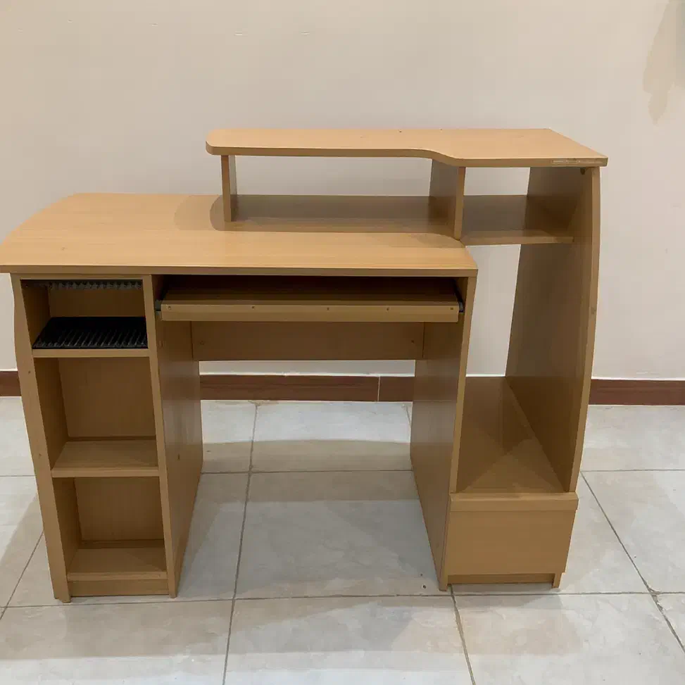 میز کامپیوتر|میز تحریر و کامپیوتر|رشت, معلم|دیوار