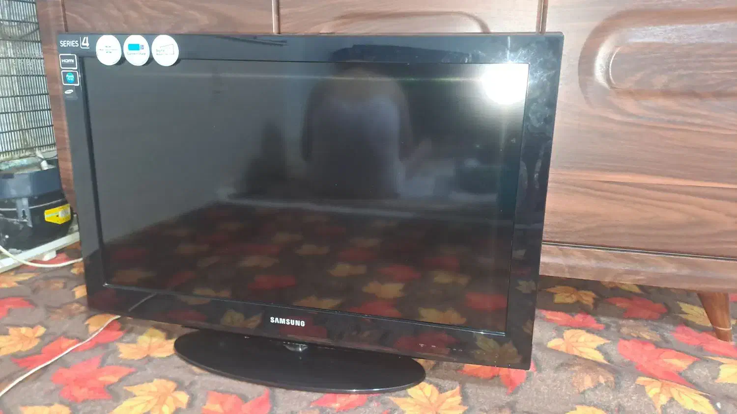 فروش|تلویزیون و پروژکتور|صومعهسرا, |دیوار