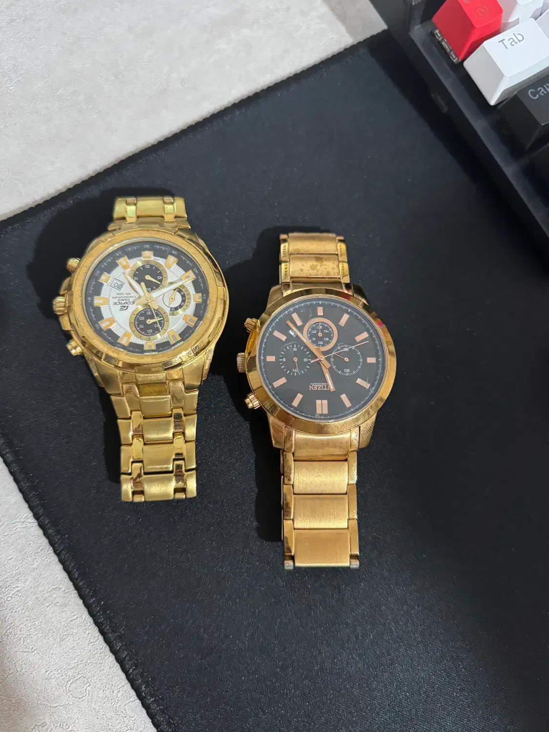 ساعت مردونه|ساعت|قم, بنیاد|دیوار