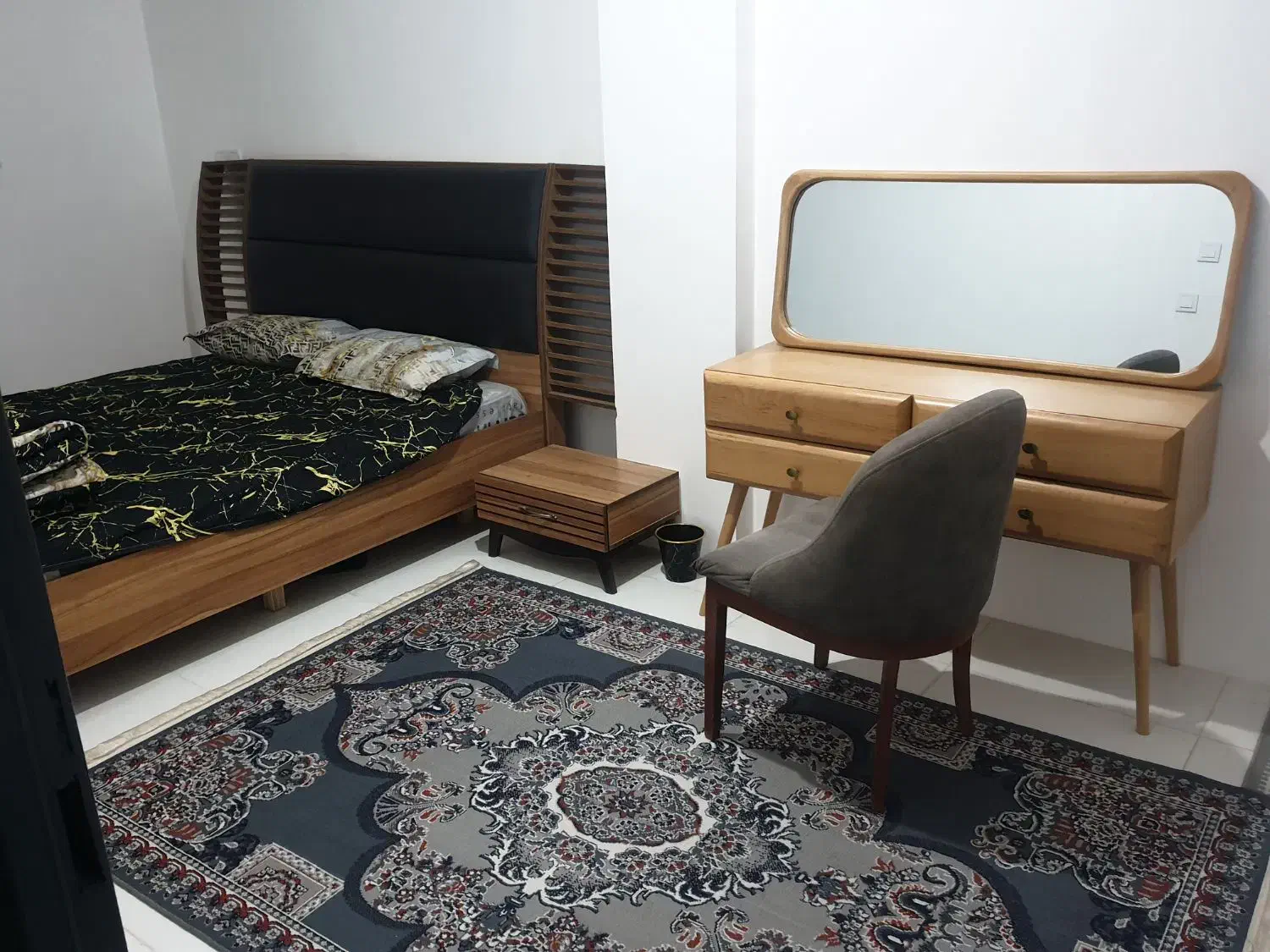 مبله دو خواب|اجارهٔ کوتاهمدت آپارتمان و سوئیت|شیراز, شهرک ولیعصر|دیوار