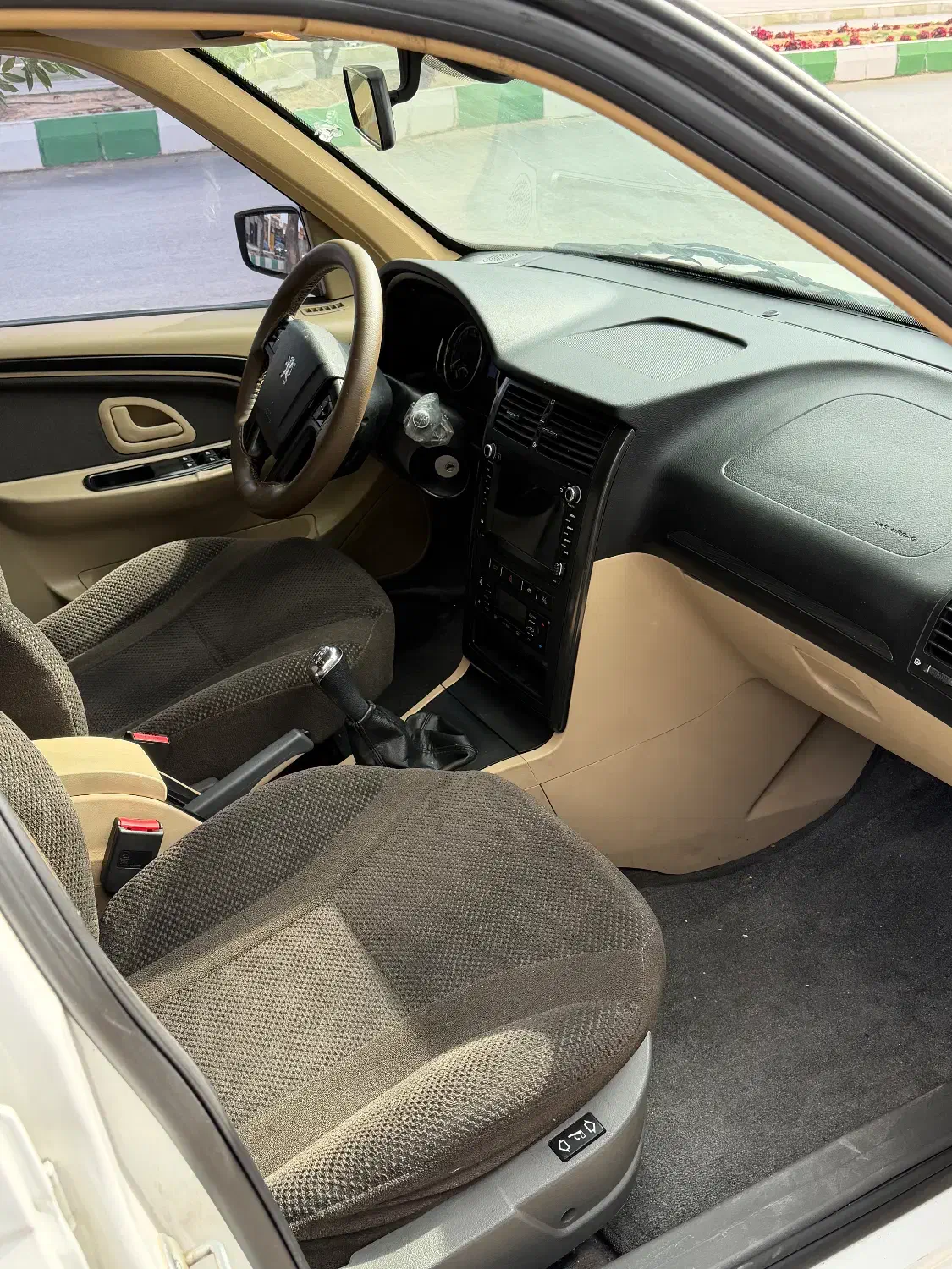 ماشین|خودرو سواری و وانت|لار, |دیوار