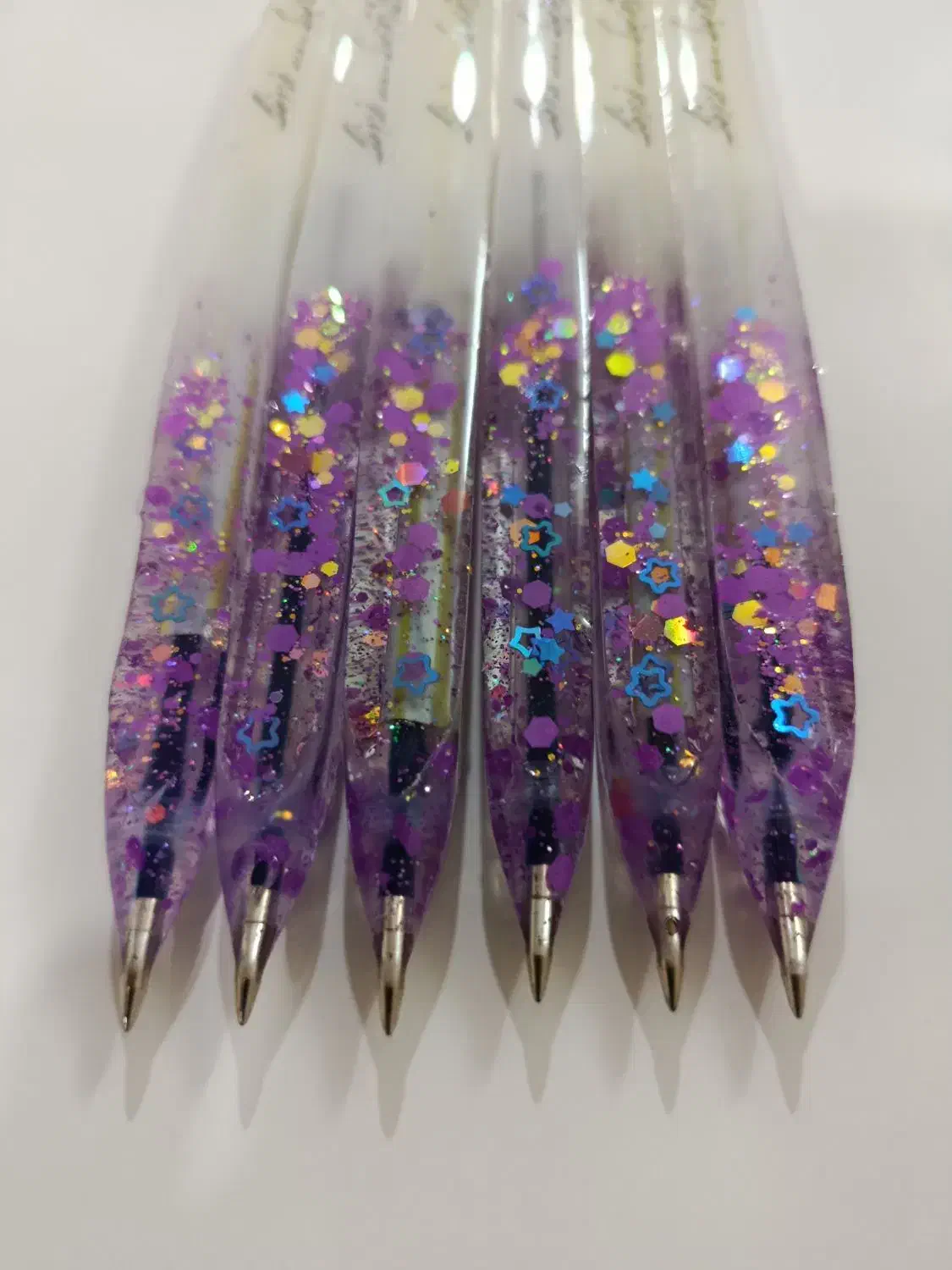 خودکار دستساز رزینی در رنگ و طرخ دلخواه|صنایع دستی و سایر لوازم تزئینی|باغ بهادران, |دیوار