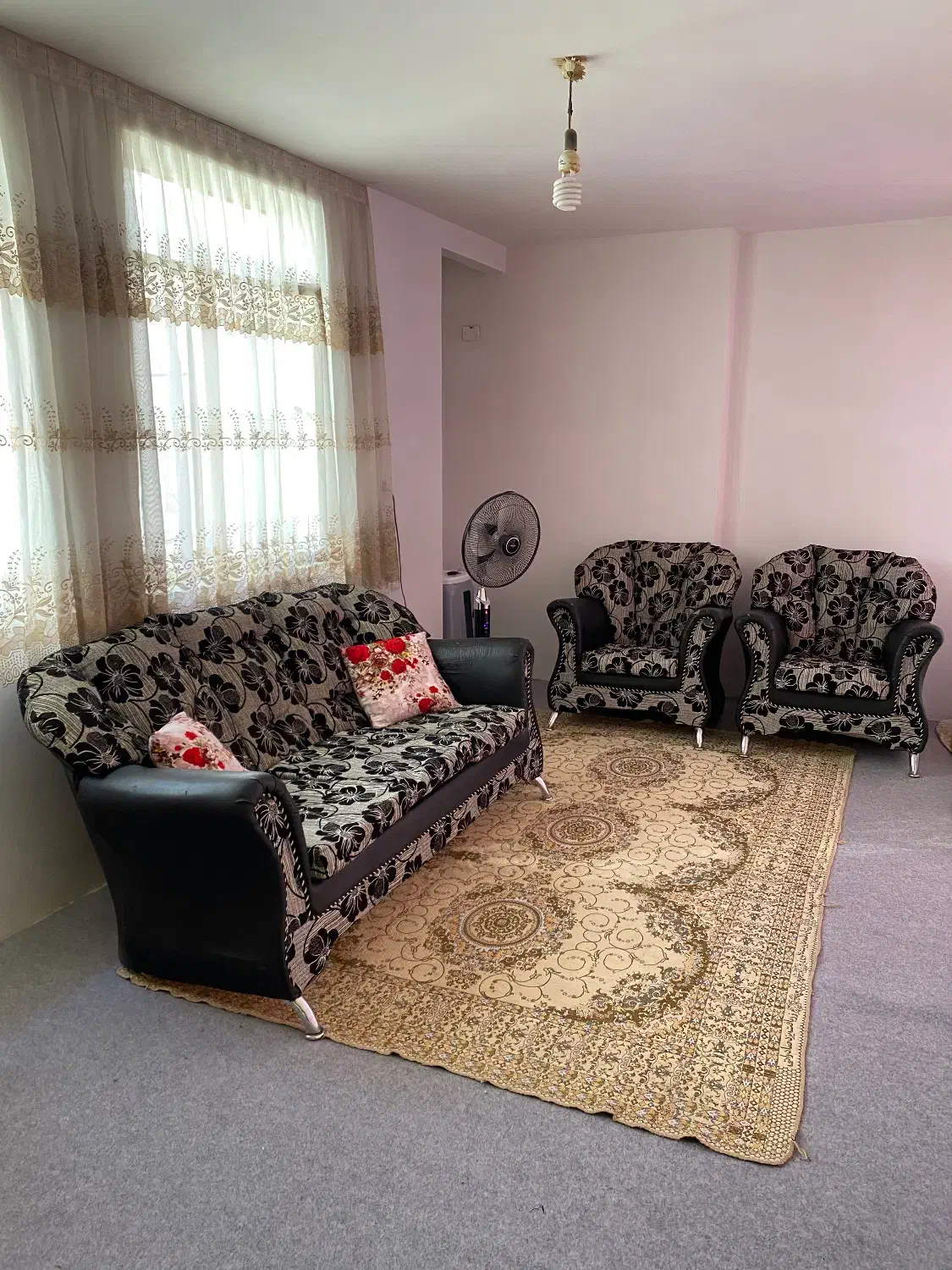 سوییت وسط شهر میدان فردوسی|اجارهٔ کوتاه‌مدت آپارتمان و سوئیت|بجنورد, |دیوار