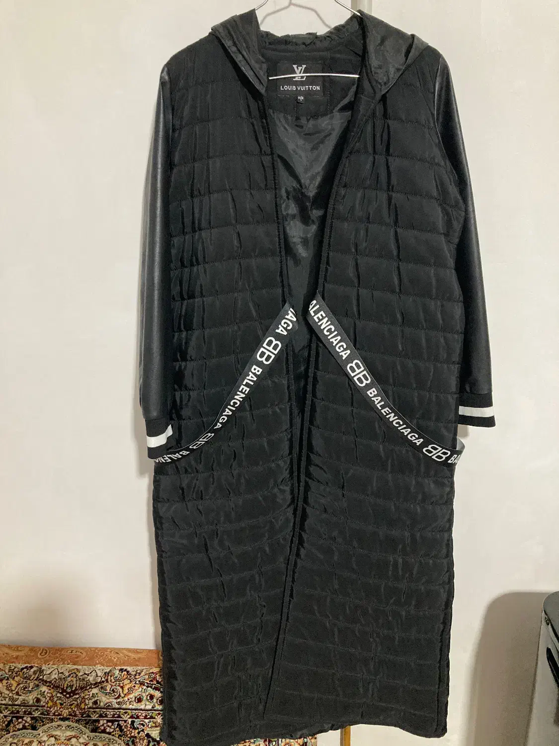 لباس|لباس|اراک, |دیوار