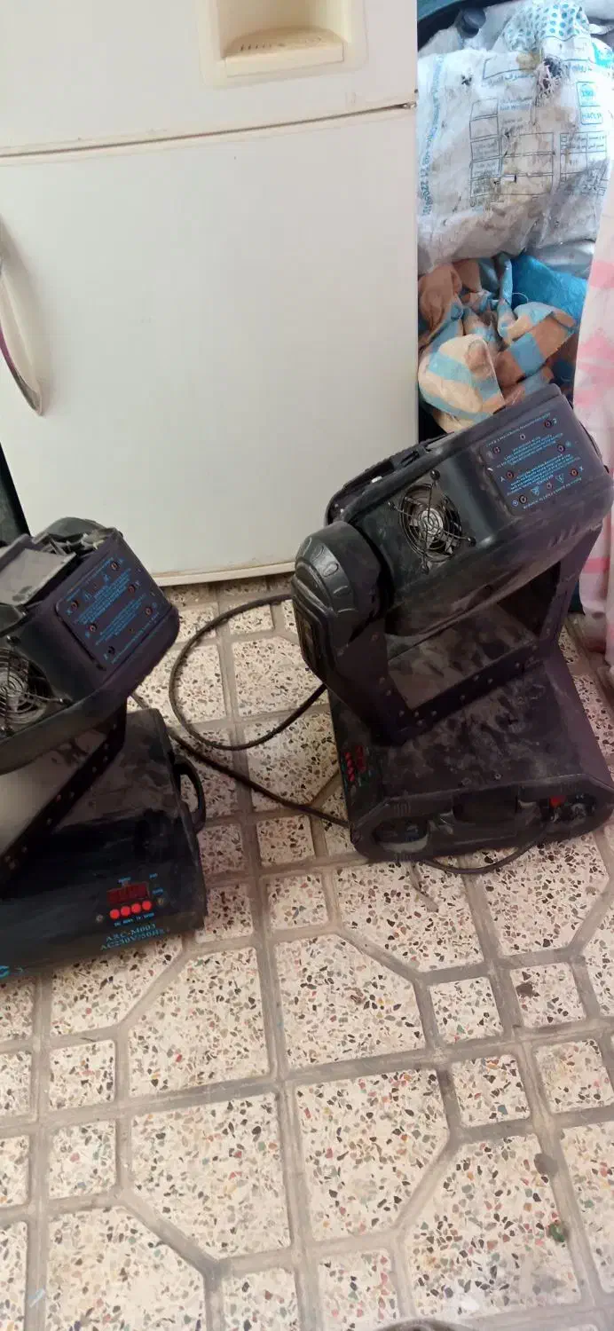 تعدادی وسایل برقی صوتی،آمپیلی،نور پرداز،پمپ آب|سیستم صوتی خانگی|نسیم‌شهر, |دیوار