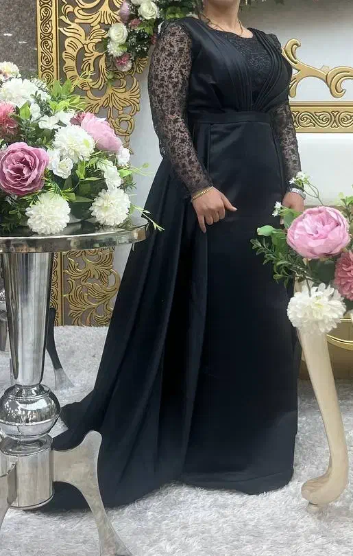 لباس مجلسی دو دامنه|لباس|اصفهان, جاوان|دیوار