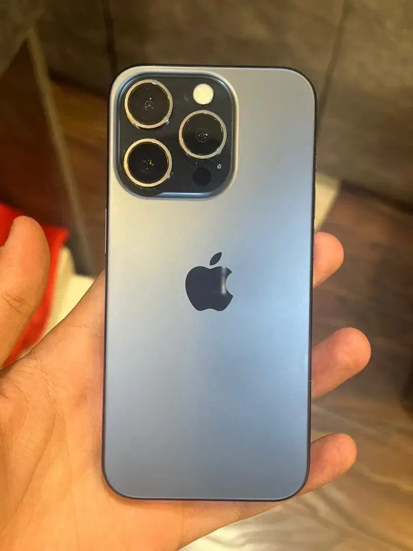 ۱۵ پرو|موبایل|تهران, باغ فیض|دیوار