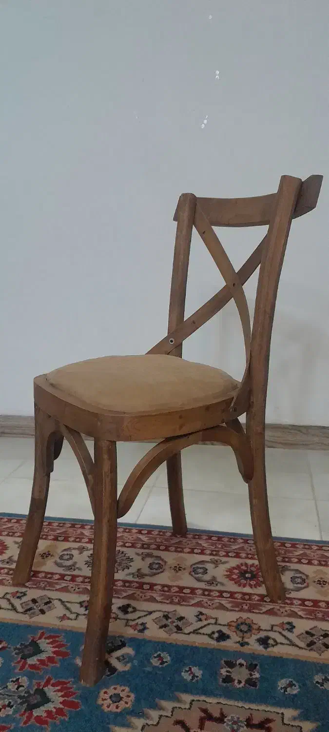 صندلی چوبی لهستانی|میز و صندلی غذاخوری|چالوس, |دیوار