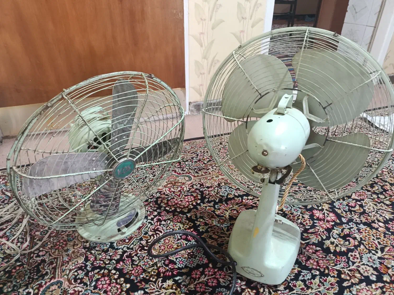 پنکه قدیمی امریکایی و ژاپونی سالم|پنکه و تصفیه‌کنندهٔ هوا|کرمان, |دیوار