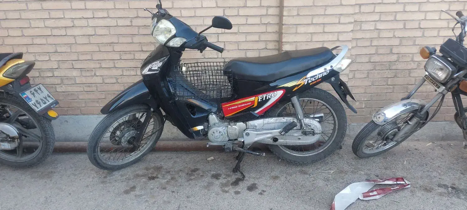 بیکلاچ مدل ۹۰ طرح ویو|موتورسیکلت|یزد, |دیوار