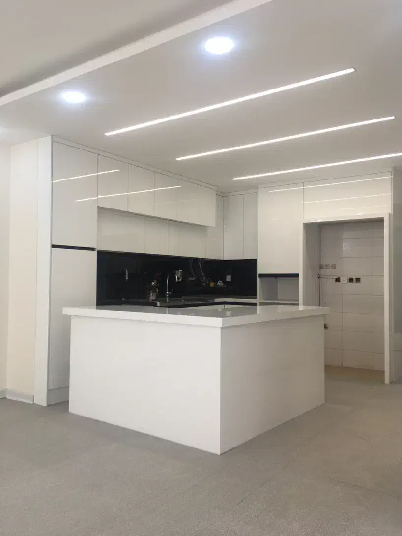 آپارتمان ۱۱۰ متر فول باز سازی خیابان ارتش سجادیه ۲|اجارهٔ آپارتمان|اصفهان, فرح آباد|دیوار