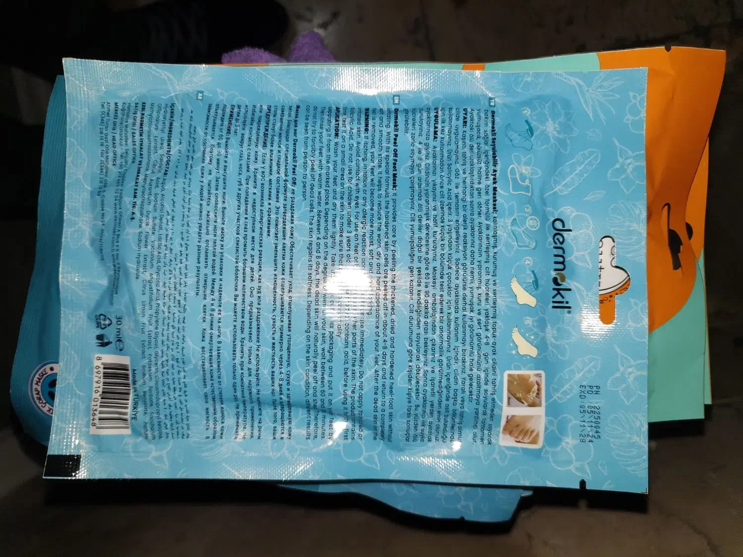 ماسک پا لایه بردار با اثر برداری 30 میل Dermokil|آرایشی، بهداشتی، درمانی|تهران, شهرک آزمایش|دیوار