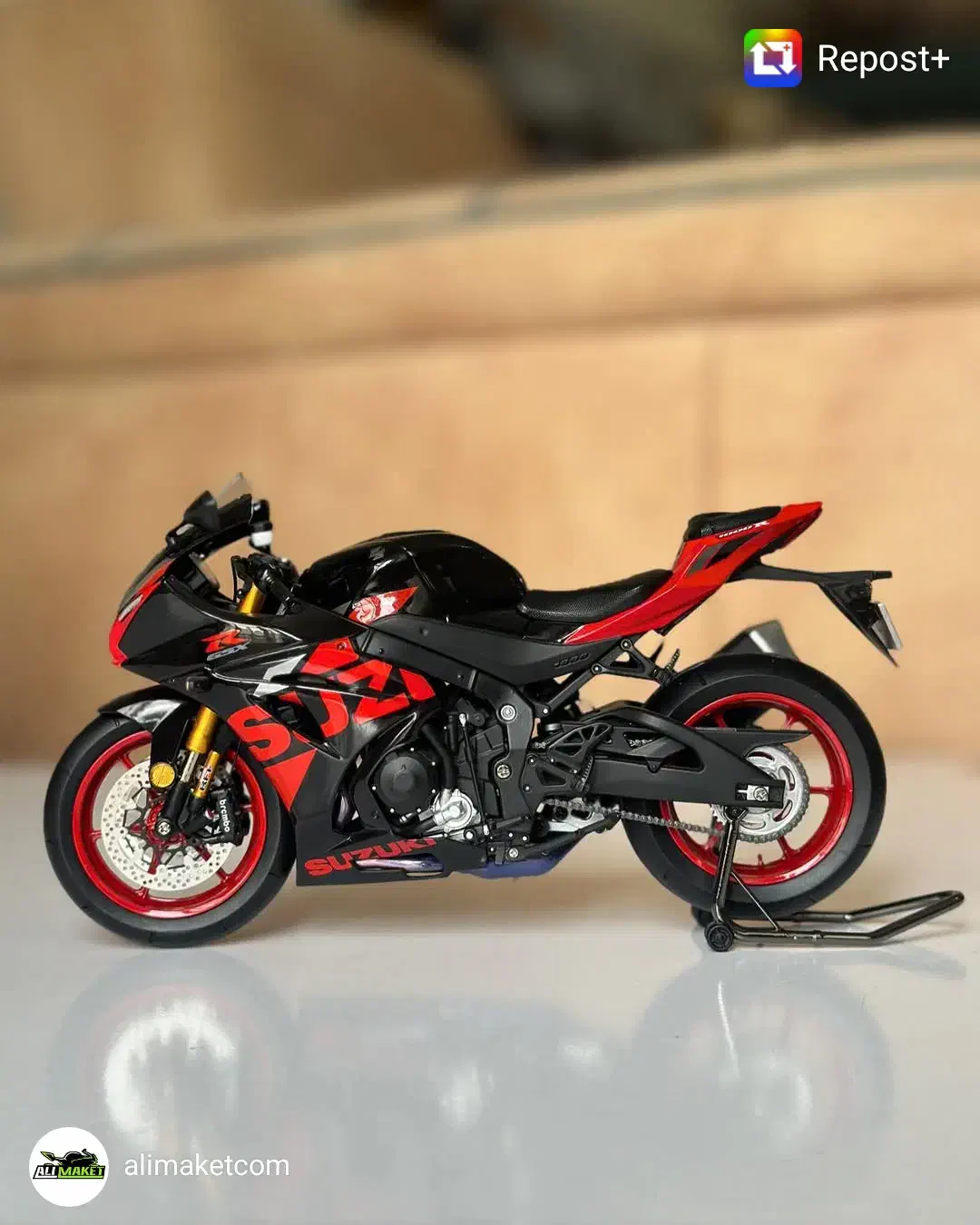 ماکت موتور سایز 1.12.برند lcd|کلکسیون و سرگرمی|تهران, آهنگران (سراسیاب دولاب)|دیوار