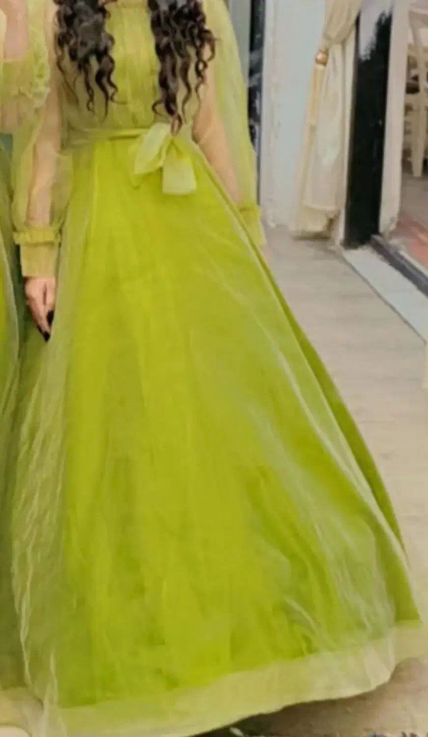 لباس مجلسی|لباس|گرگان, |دیوار