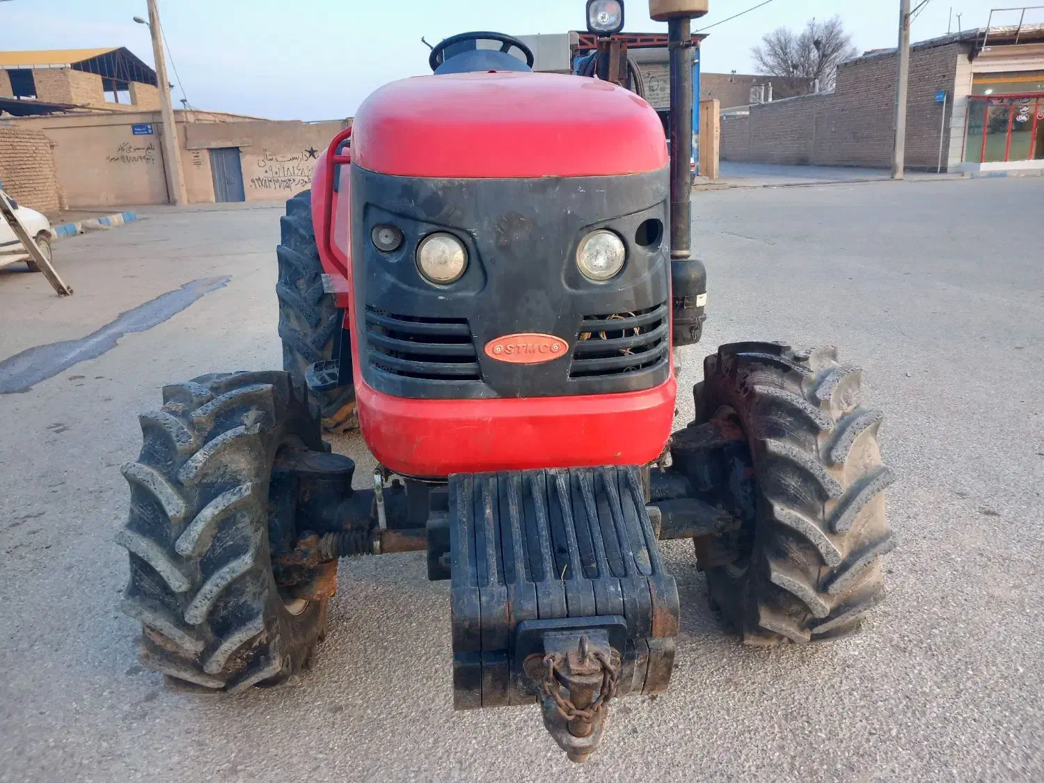 تراکتور۴۰۴باغی|خودرو سنگین|آباده, |دیوار