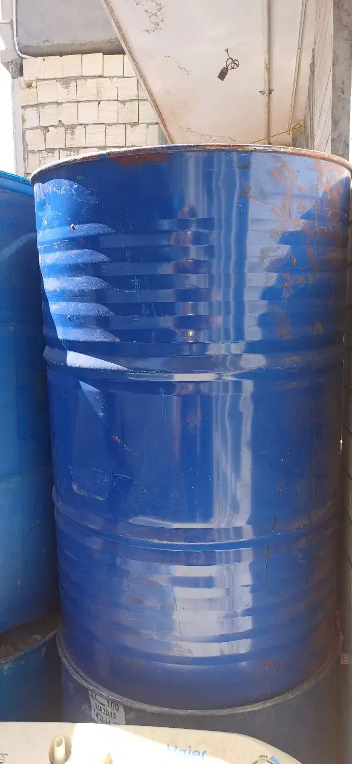 فروش بشکه روغنی تینری پلاستیکی بنایی تخته الوار|مصالح و تجهیزات ساختمان|شیراز, شاه قلی بیگی|دیوار