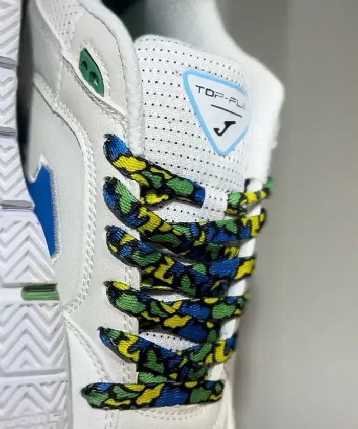 کفش فوتسال|کیف، کفش، کمربند|اردبیل, |دیوار