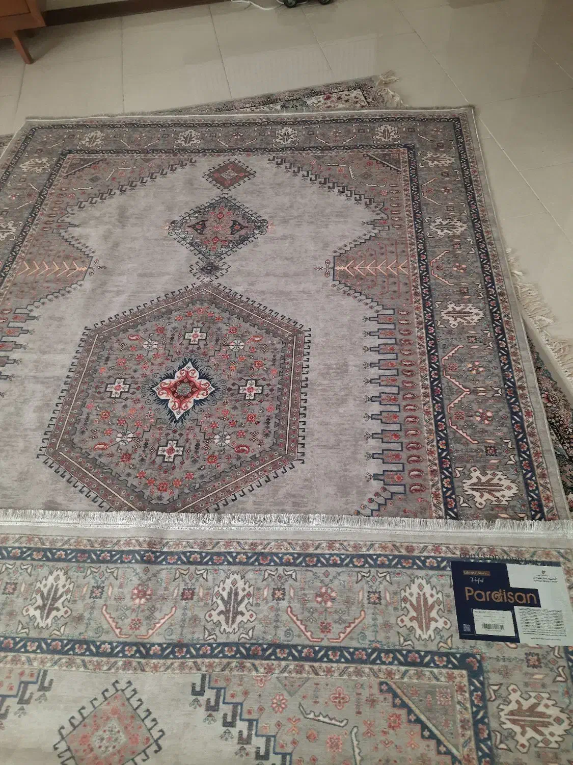 فرش پردیسان دلیجان|فرش|پردیس, فاز ۸|دیوار