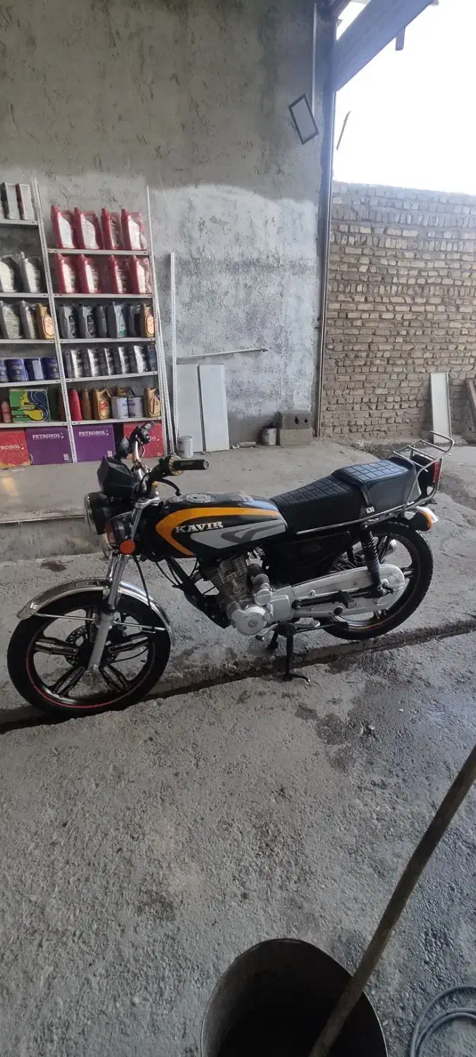 موتور ۲۰۰مشکی|موتورسیکلت|پیشخور, |دیوار