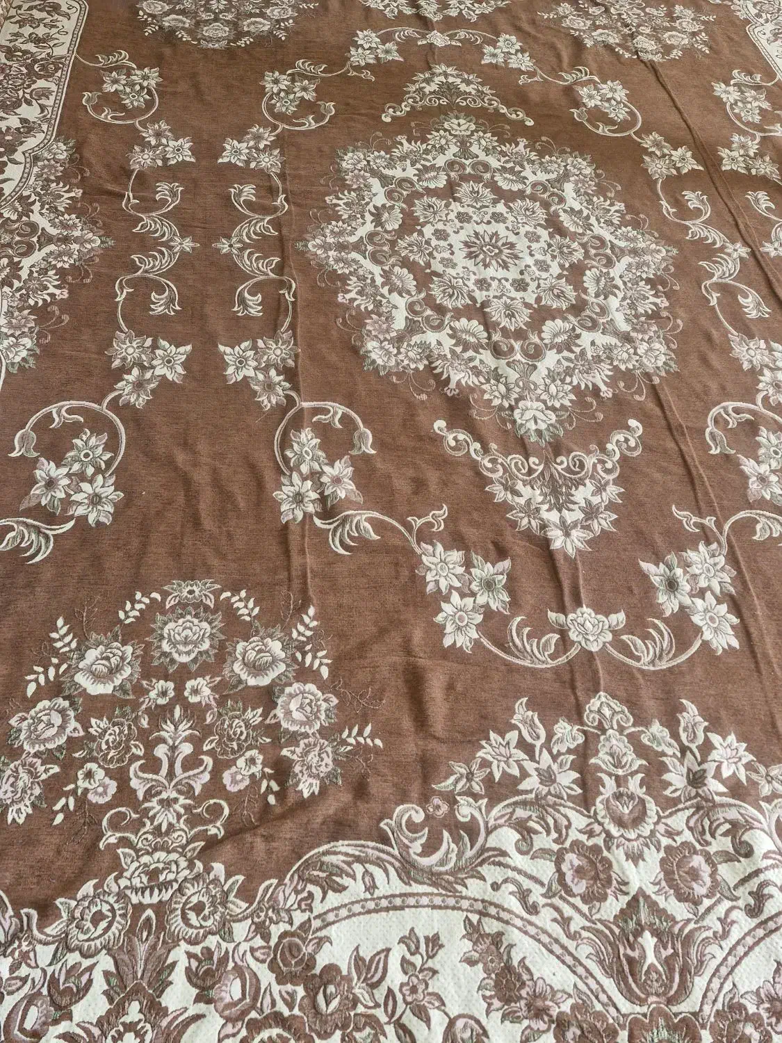 روفرشی|روفرشی|اشترینان, |دیوار