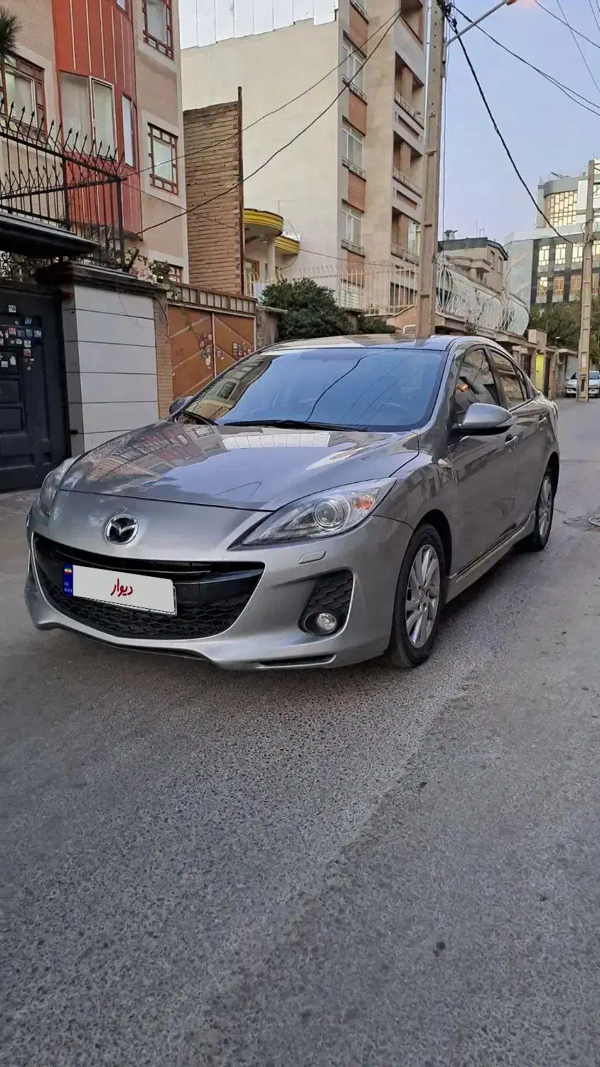 مزدا 3 مدل ۹۶ بدون مشابه درجه یک|خودرو سواری و وانت|همدان, |دیوار
