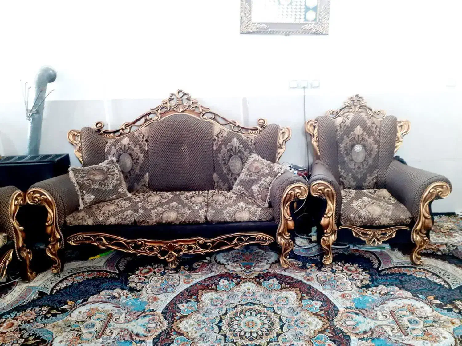 مبل هفت نفره|مبلمان خانگی و میز عسلی|اصفهان, قهجاورستان|دیوار