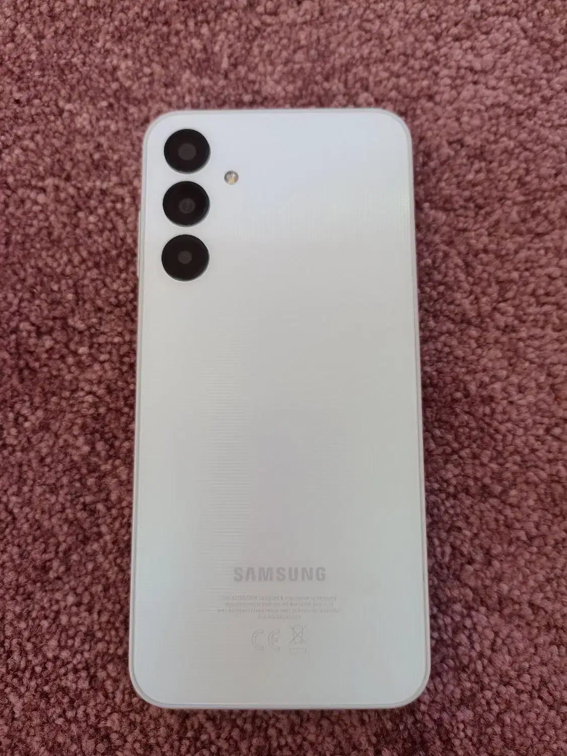 گوشی A25  در حد نوع فقط ۸ ماهه ازش استفاده شده|موبایل|گنبد کاووس, |دیوار