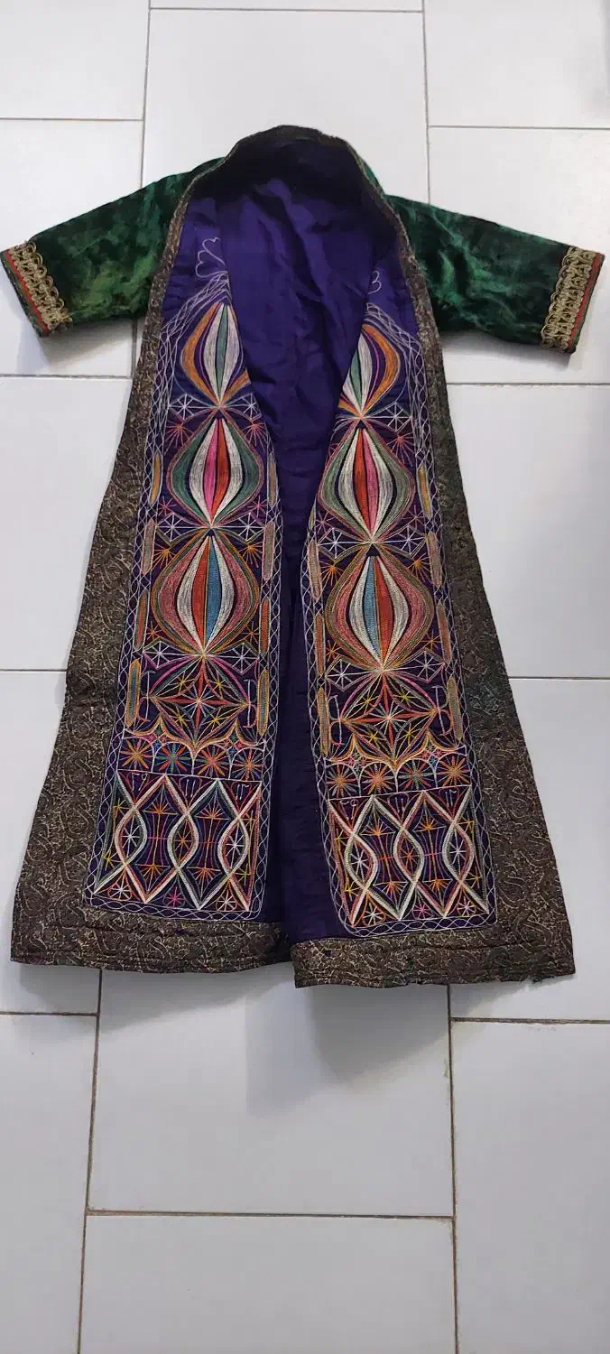 لباس وزیر احمد شاه|کلکسیون اشیاء عتیقه|تهران, حبیب الله|دیوار