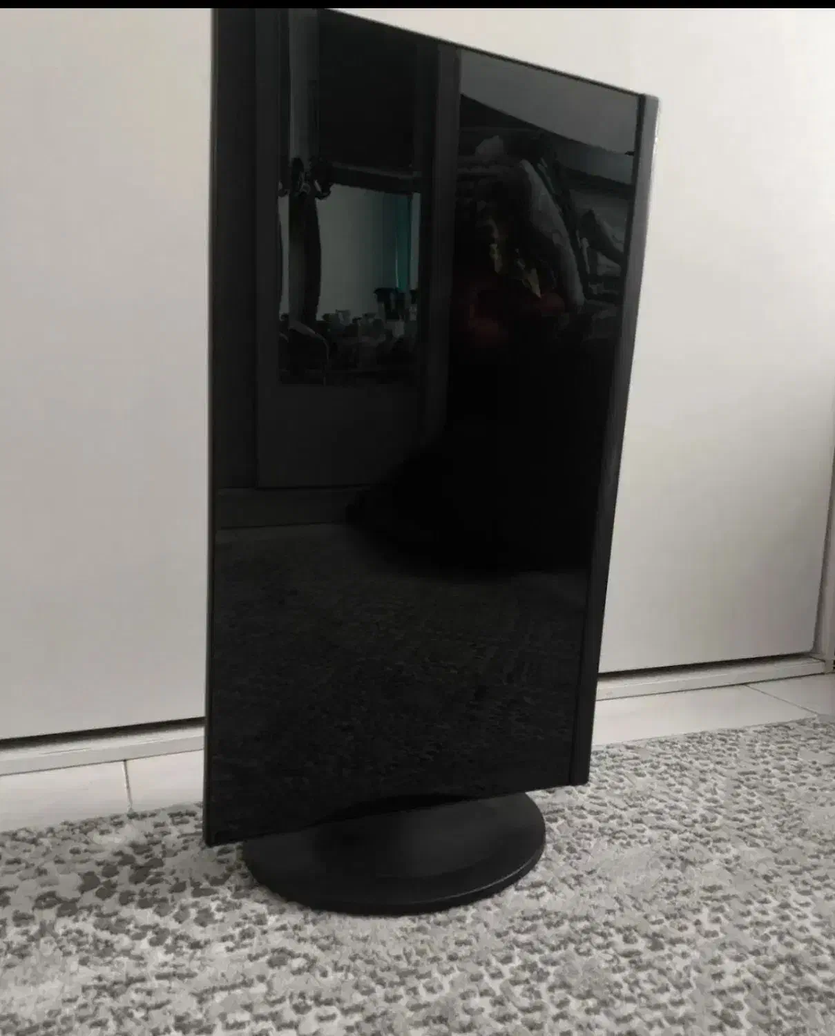 مانیتور 24 اینچ ویو سونیک اسپیکردار|قطعات و لوازم جانبی رایانه|فردیس, انبار نفت|دیوار