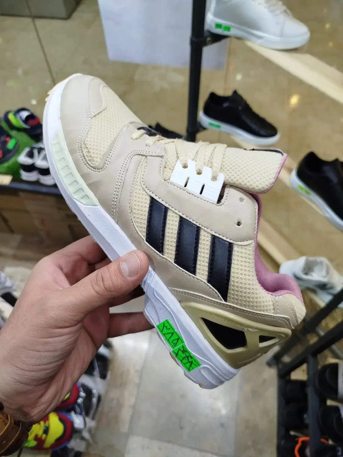 کفش کتونی زدایکس zx9000 طبی|کیف، کفش، کمربند|قم, هفت تیر|دیوار