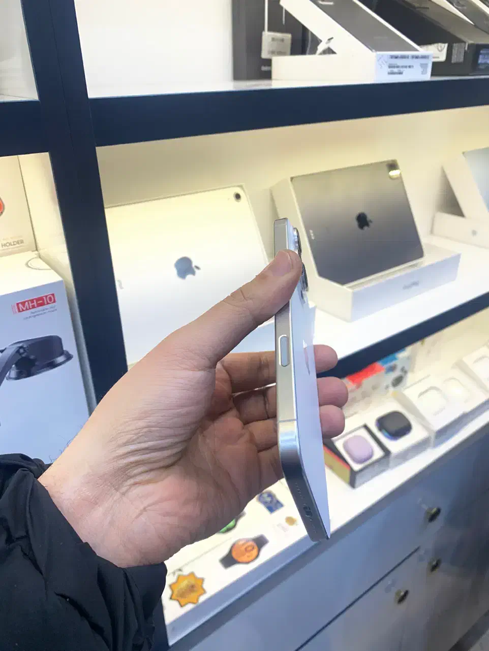 iPhone 16 Pro Max تقریباً نو Cycle 7|موبایل|کرج, گوهردشت|دیوار