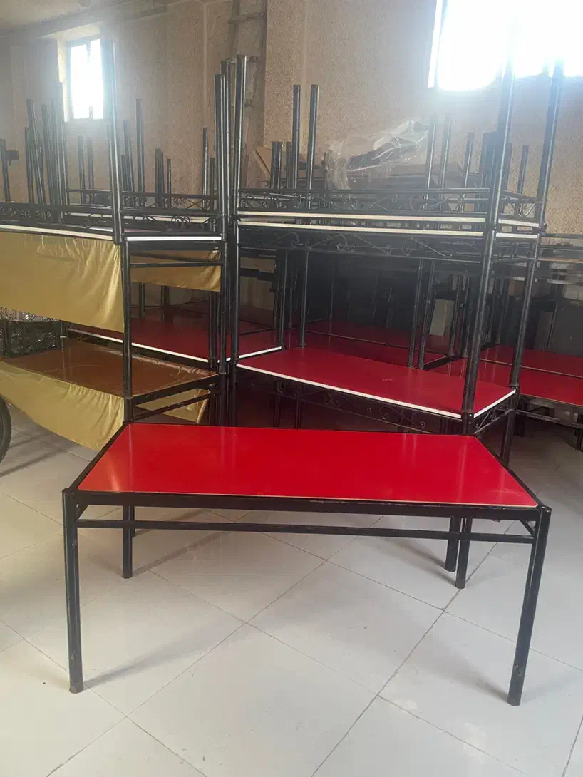 میز غذا خوری فلزی۶ نفره|میز و صندلی غذاخوری|میاندوآب, |دیوار