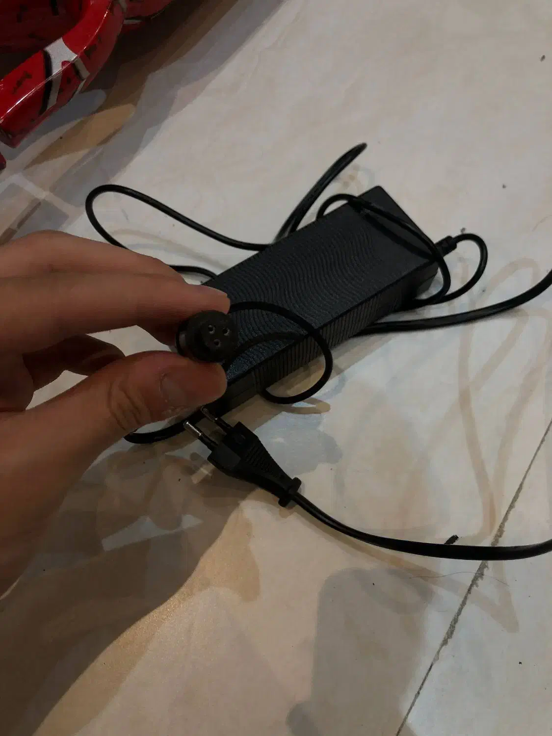 اسکوتر برقی و اسپیکر بلوتوثی|دوچرخه، اسکیت، اسکوتر|گنبد کاووس, |دیوار