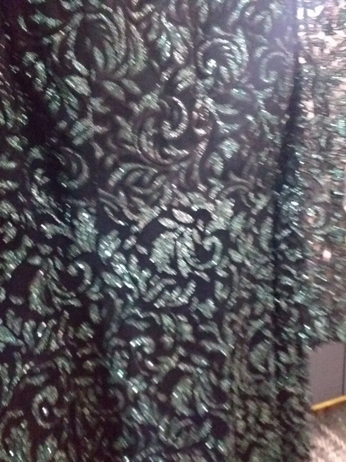 لباس مجلسی گیپور|لباس|شیروان (خراسان), |دیوار