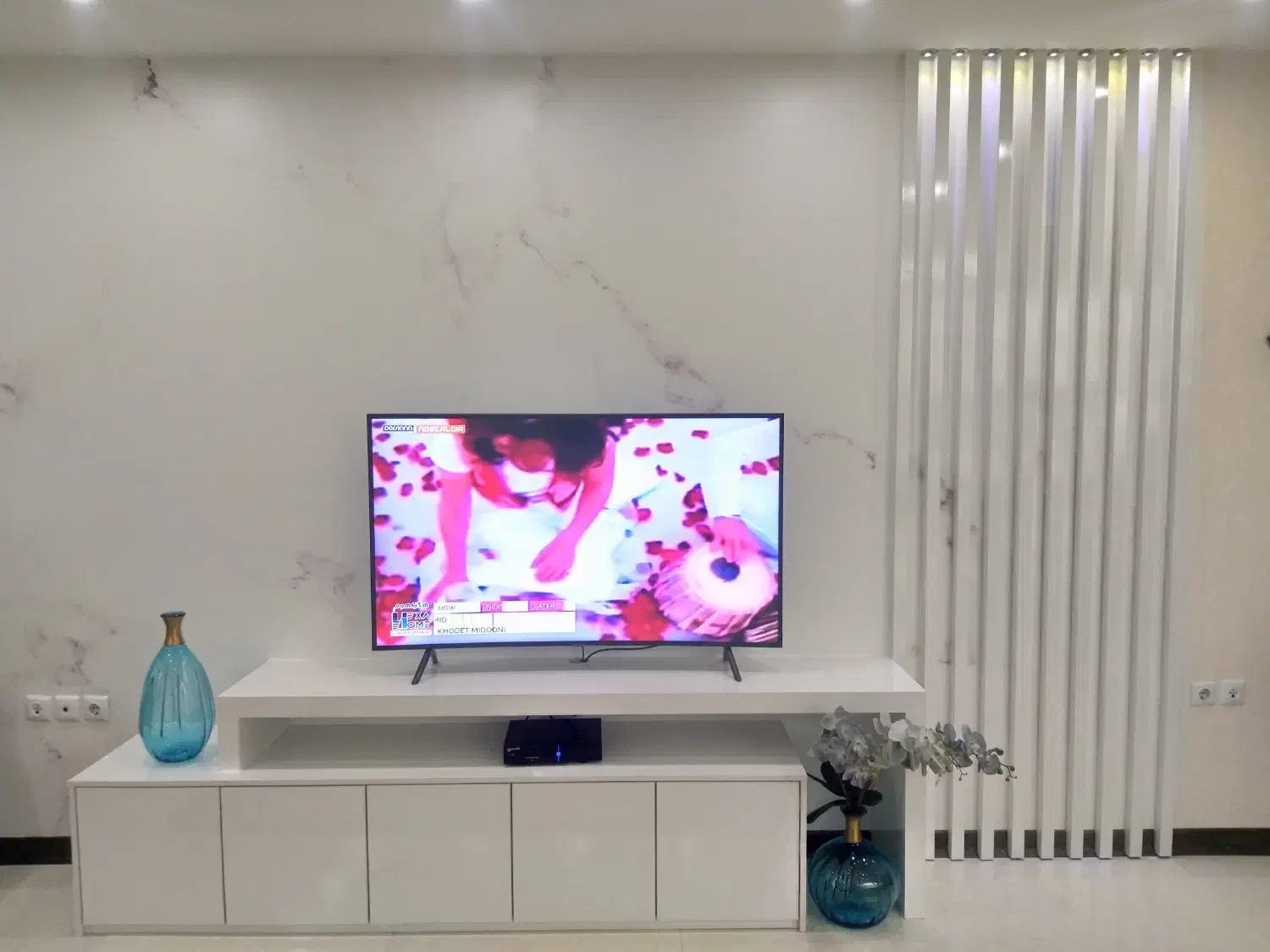 میز تلویزیون دیواری|میز تلویزیون|شاهین‌شهر, شهرک صنعتی|دیوار