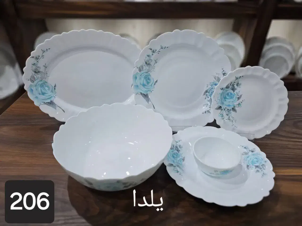 سرویس ارکوپال ۲۶ پارچه|ظروف سرو و پذیرایی|اصفهان, کوی نرگس|دیوار