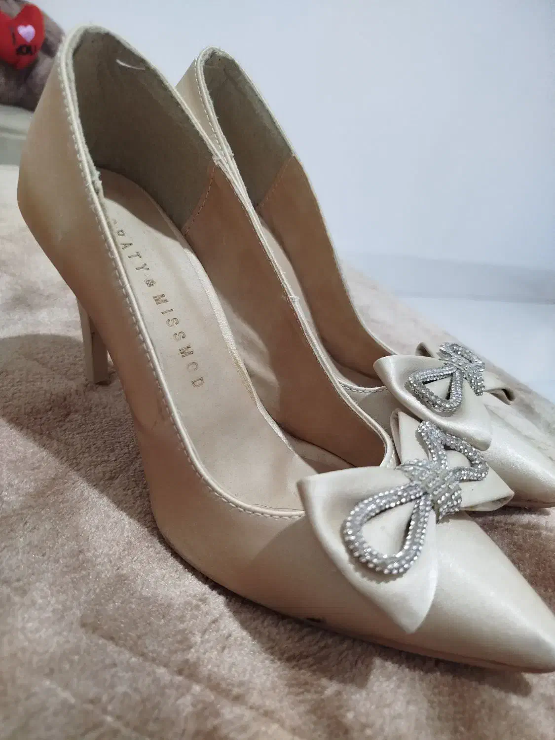 کفش مجلسی|کیف، کفش، کمربند|یاسوج, |دیوار