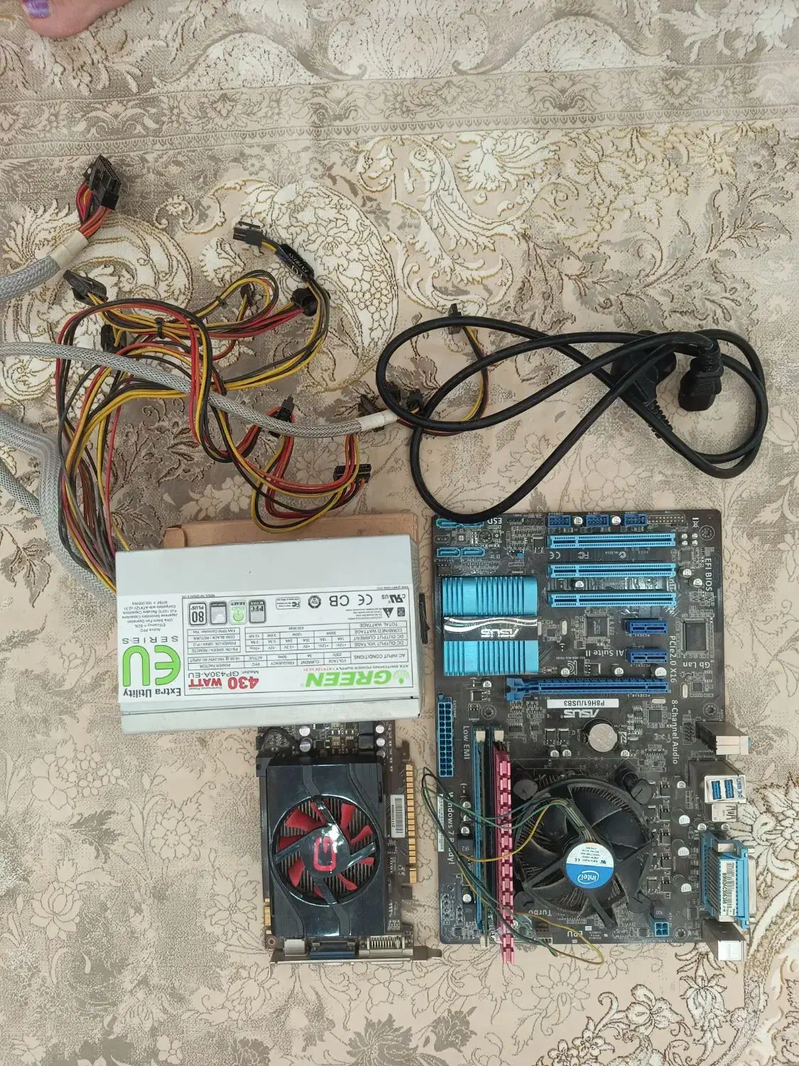 قطعات کامپیوتر|قطعات و لوازم جانبی رایانه|باقرشهر, |دیوار