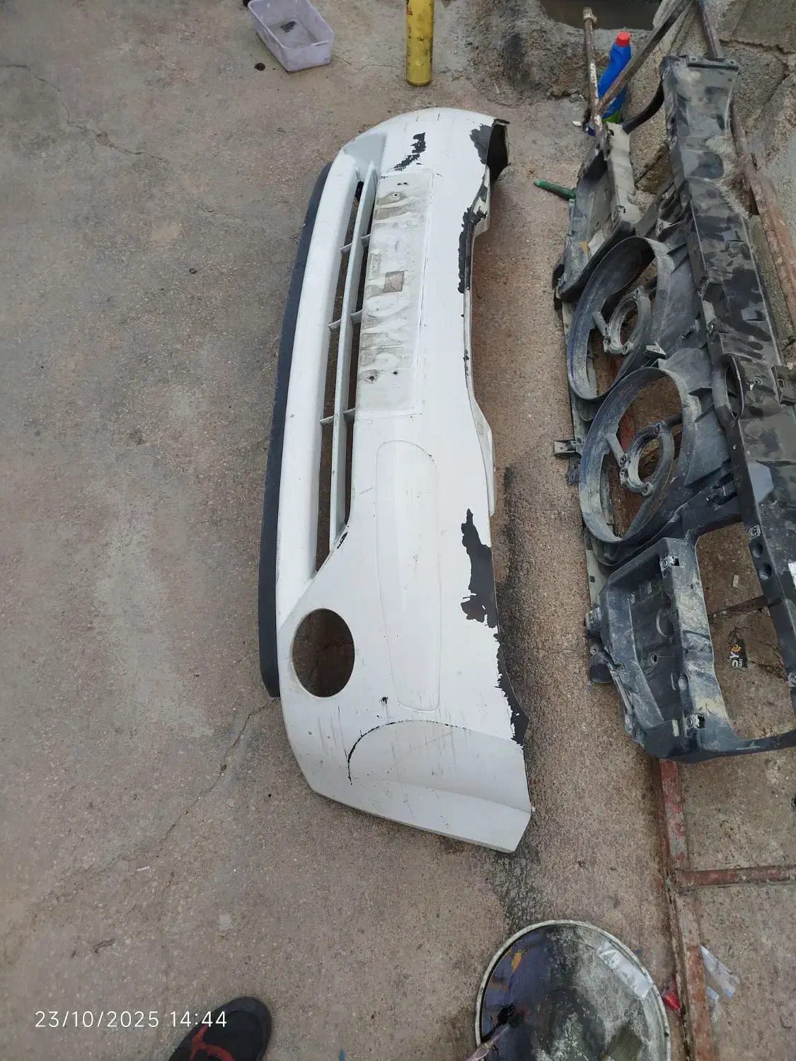 فنر لنزو سپر تیبا سینی فن پژو چراغ تیبا|قطعات یدکی و لوازم جانبی|شیراز, دینکان|دیوار