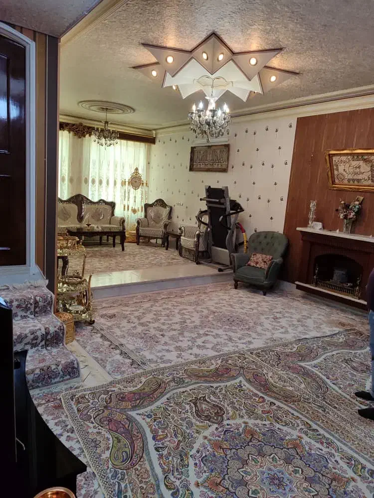 ۱۵۰متر ۸متربر سه طبقه|فروش آپارتمان|قم, زنبیل آباد|دیوار