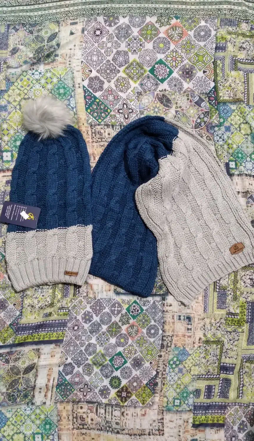 انواع شال و کلاه زنانه|لباس|خرمآباد, |دیوار