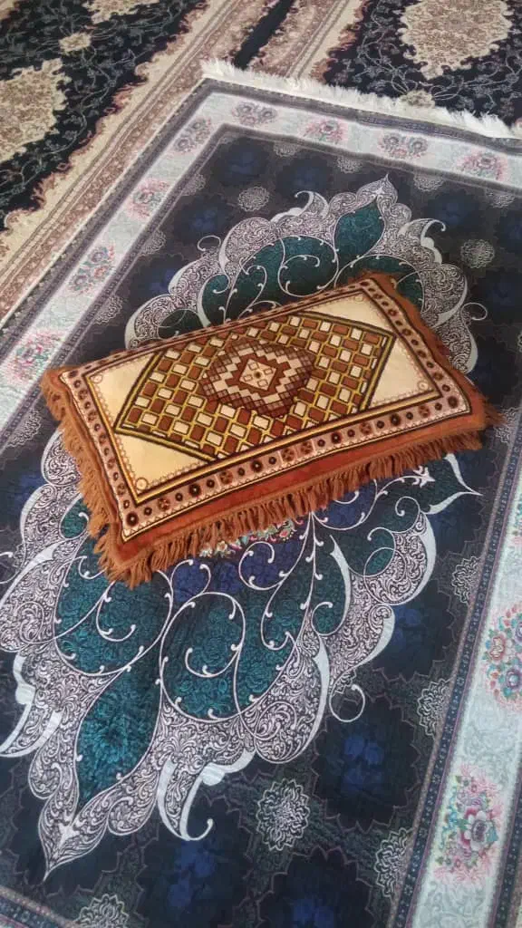 فروش رو فرشی و برگ بالشت|روفرشی|مریوان, |دیوار