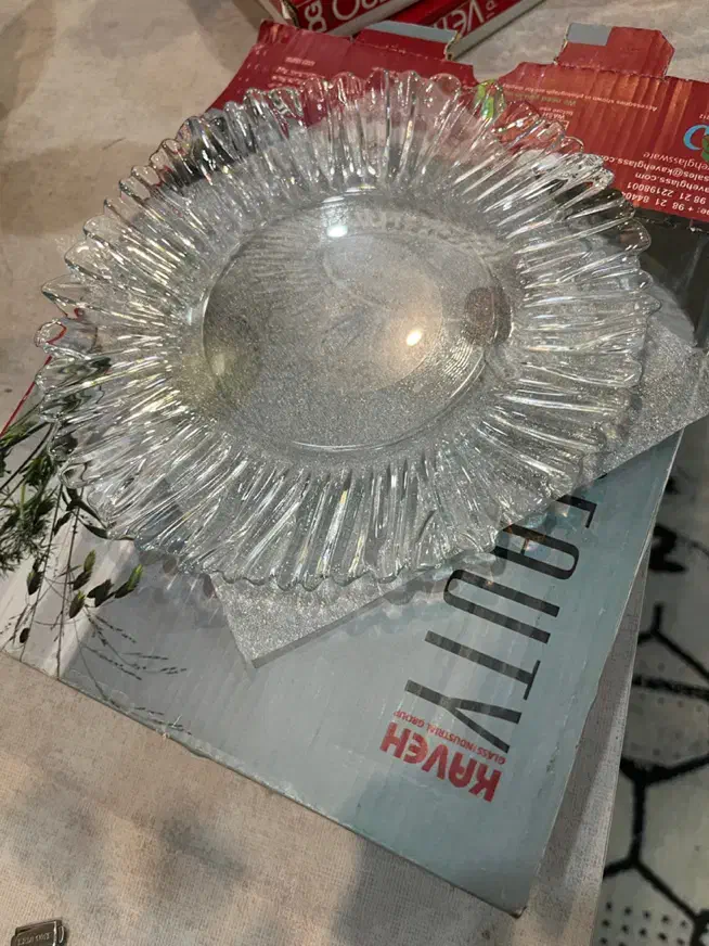 دو عدد دیس شیرنی خوری و یک دست پیش دستی|ظروف سرو و پذیرایی|ارومیه, |دیوار