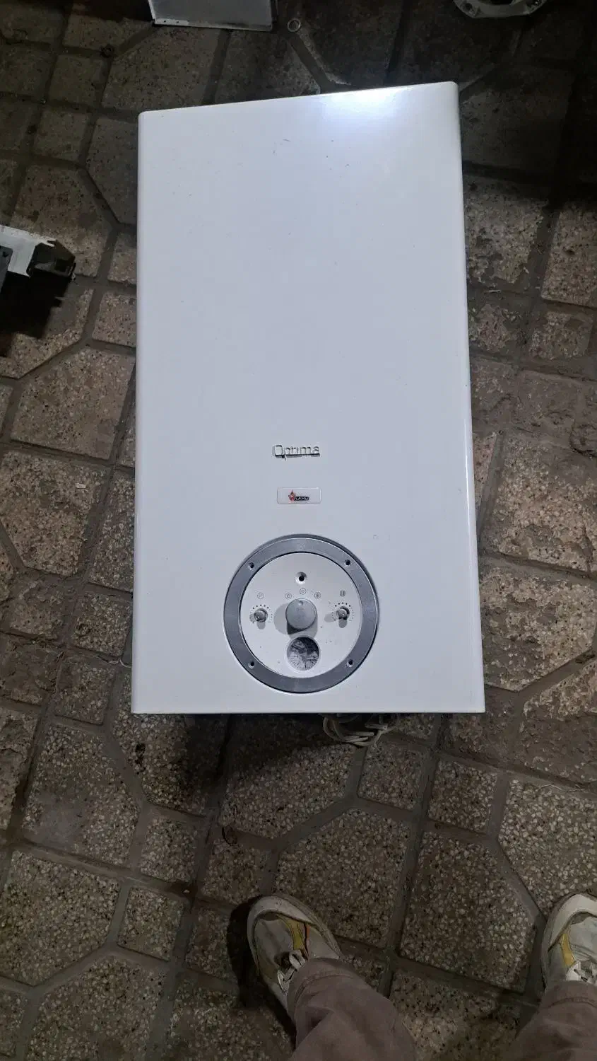 پکیج دیواری بوتان بدون فن|آبگرمکن، پکیج، شوفاژ|شیراز, گلشن|دیوار