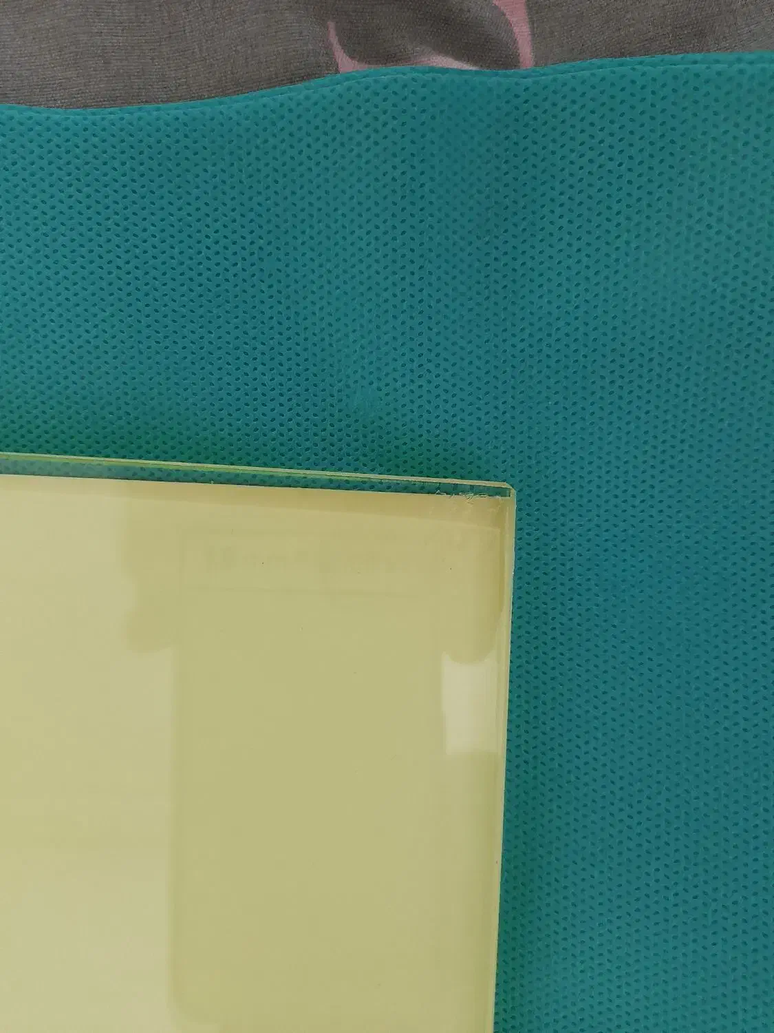 شیشه سربی ، ۳۵×۳۵ 1.99m فقط ۲۵ میلیون تومن|پزشکی|تهران, شهرک هما|دیوار