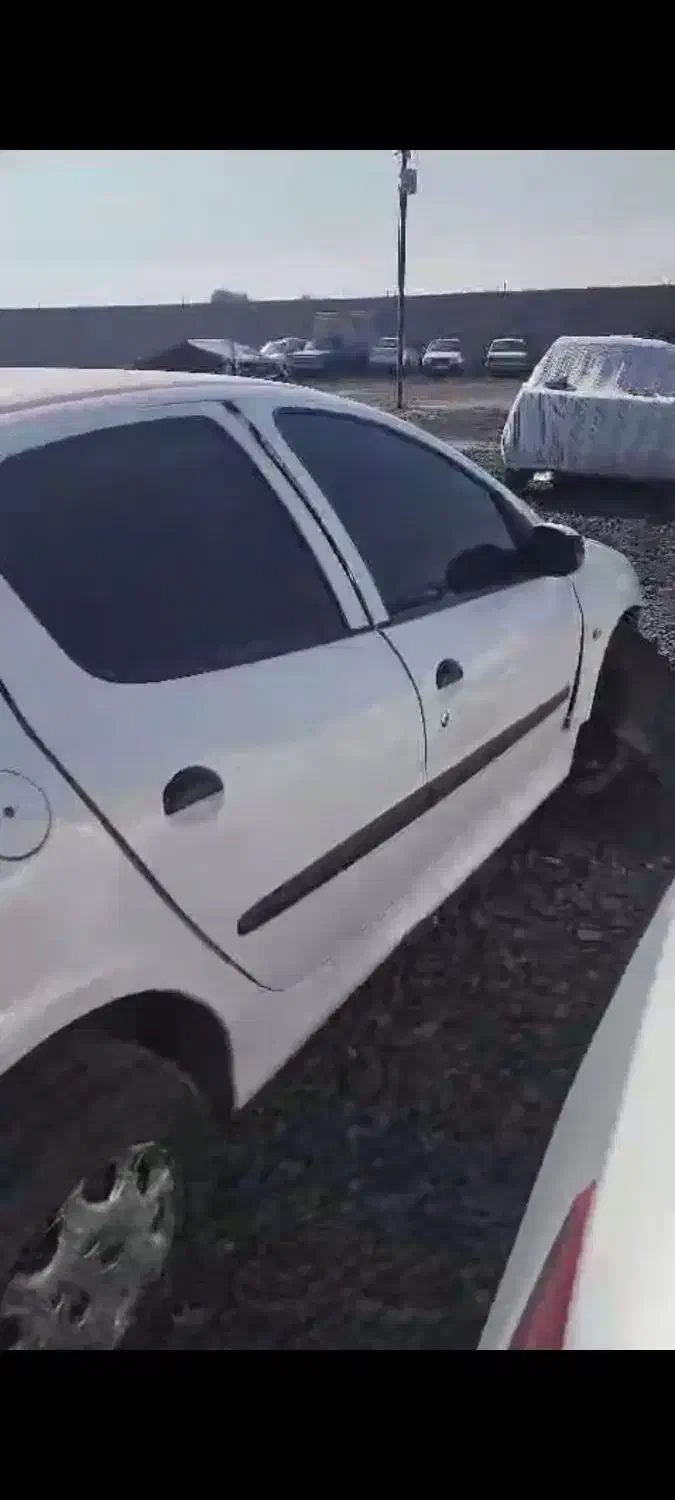 ۲۰۶ V8 تصادفی|خودرو سواری و وانت|اهواز, ۲۴ متری|دیوار